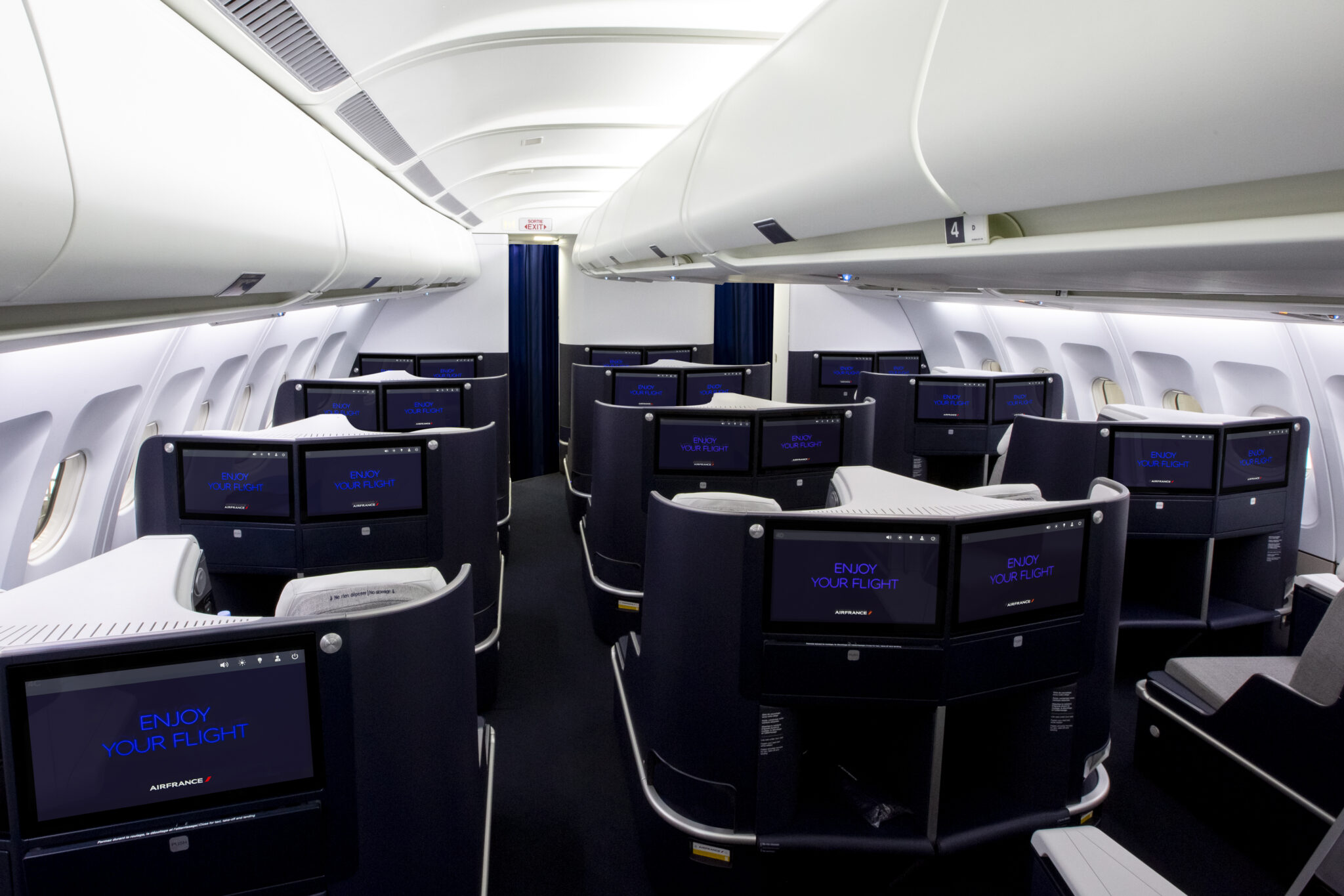 Air France Unveils Light Business Class Fares: What's Included and What ...