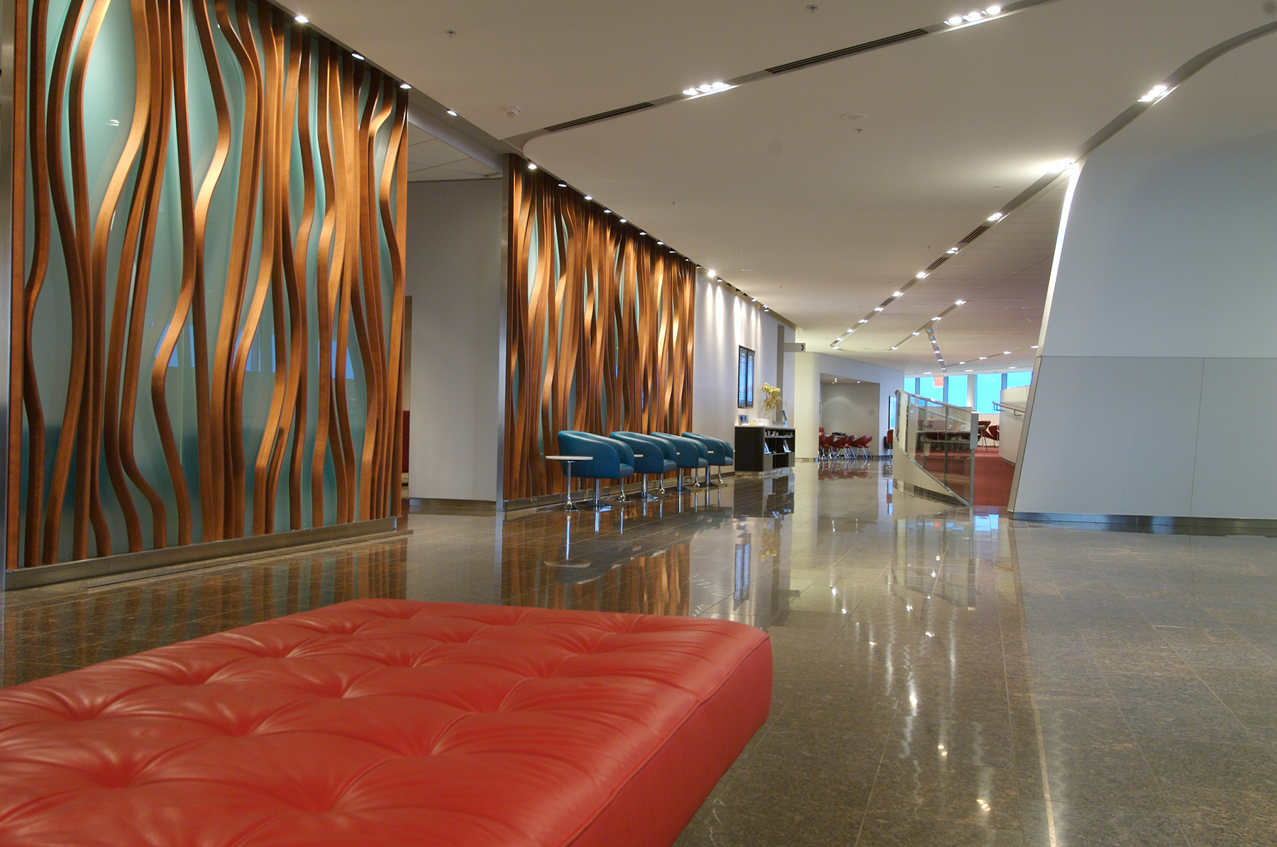 New Chase Sapphire Perk: Access Air Canada Maple Leaf Lounges Worldwide 