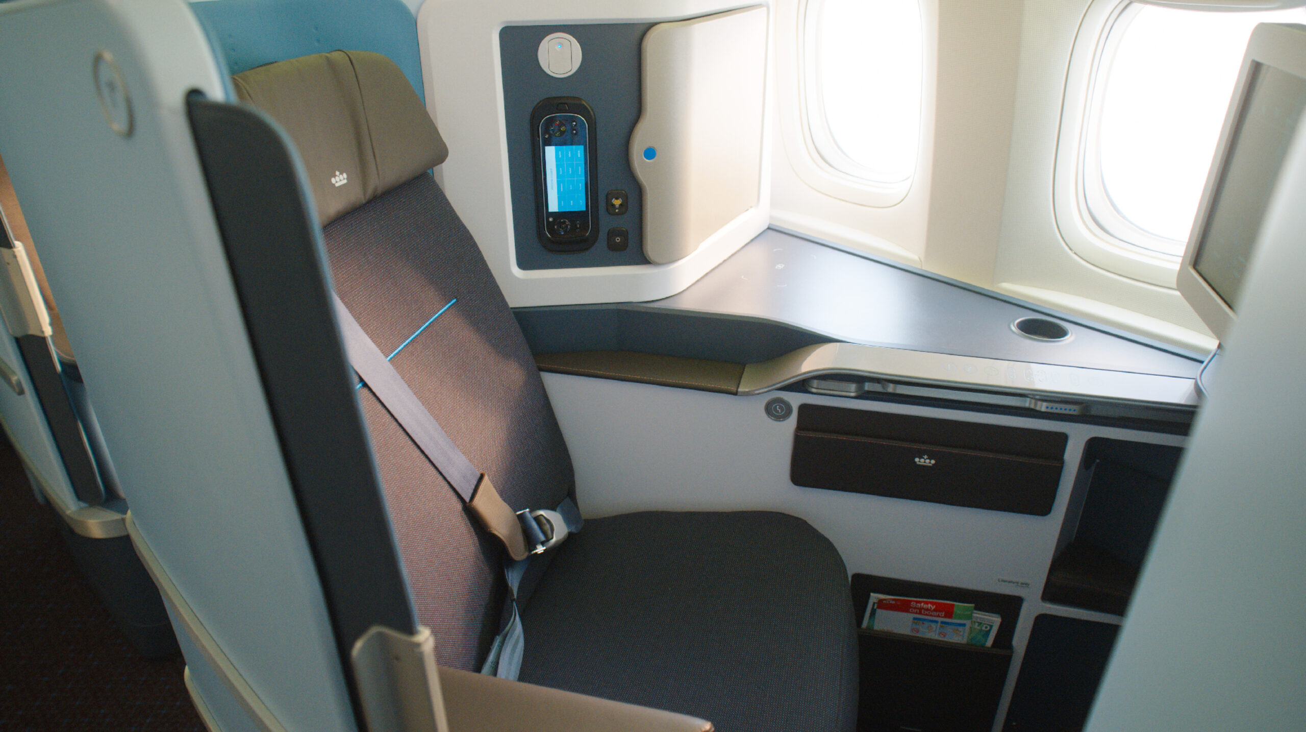 What Is It Like to Fly the New KLM World Business Class on its Boeing 777?