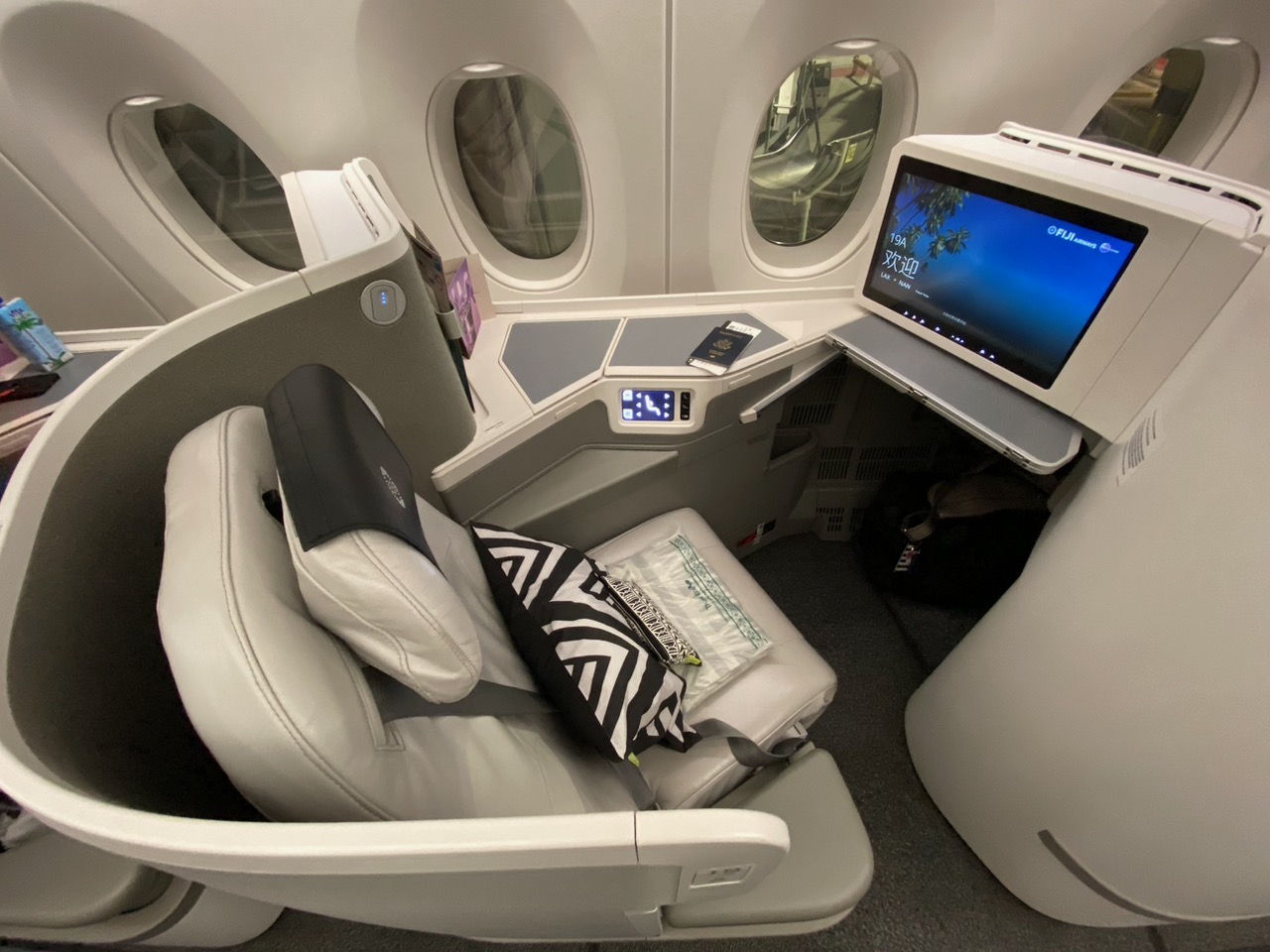 What Is It Like to Fly Fiji Airways Business Class from Los Angeles ...