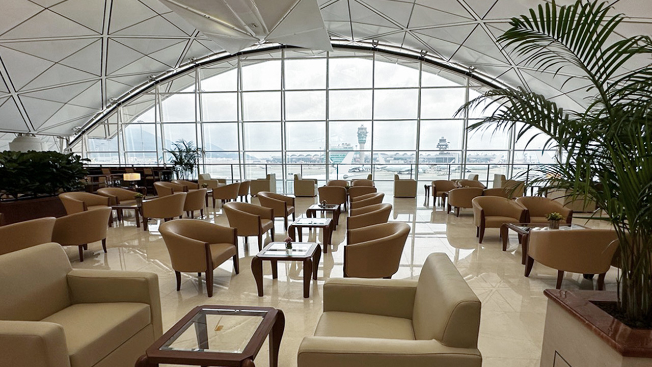 Emirates Unveils Revamped Lounge at Hong Kong International Airport