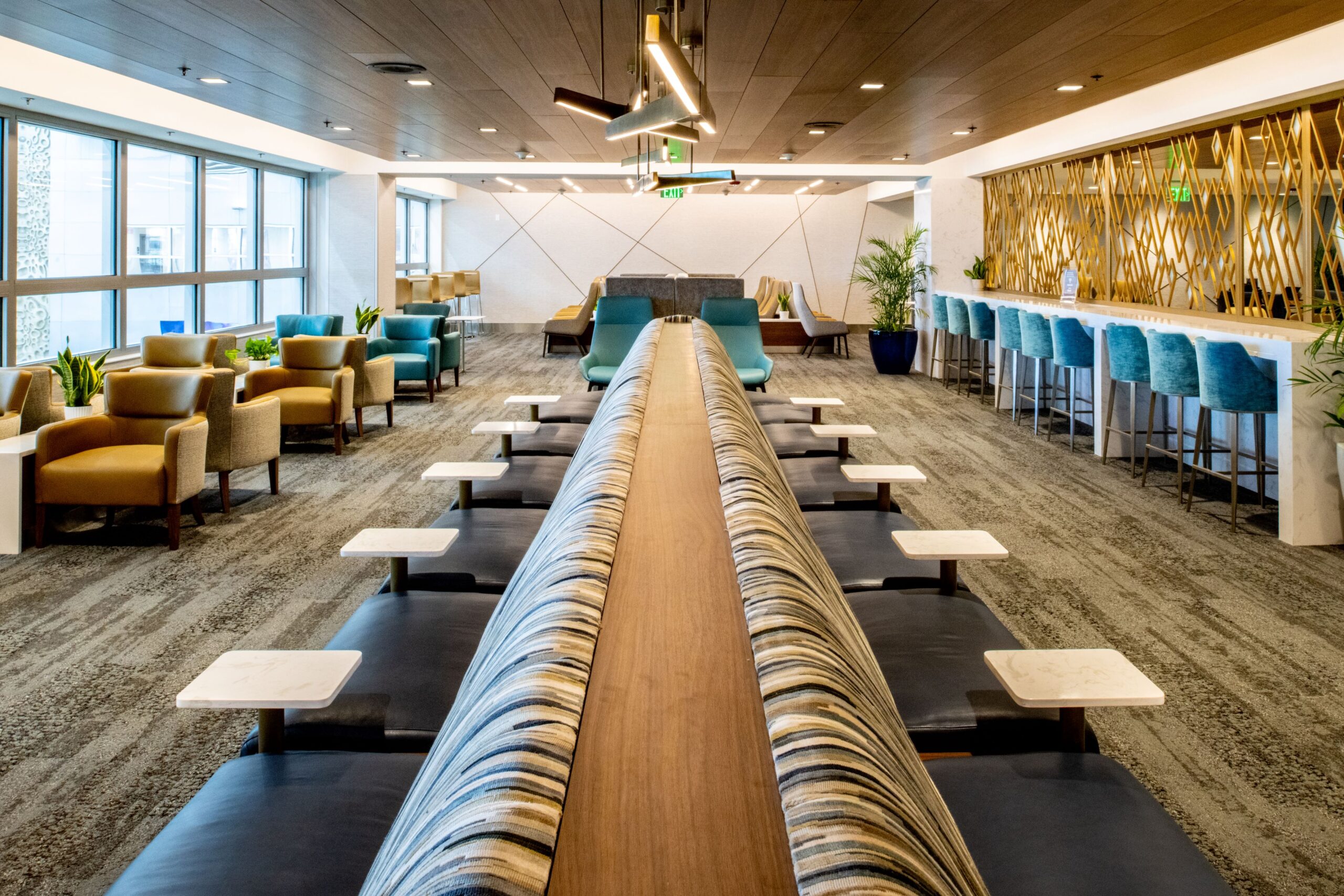 Delta Unveils Newly Renovated Sky Club Lounge in Miami